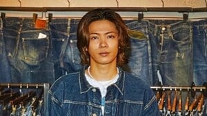 神宮寺勇太 中学生から訪れていた馴染みのお店でのオフショット公開！“ずっと好きなもの”を眺める横顔や後ろ姿に「美しすぎてため息…」