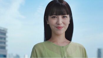 浜辺美波「人には見せられない」就寝前の愛犬とのやり取りを明かす