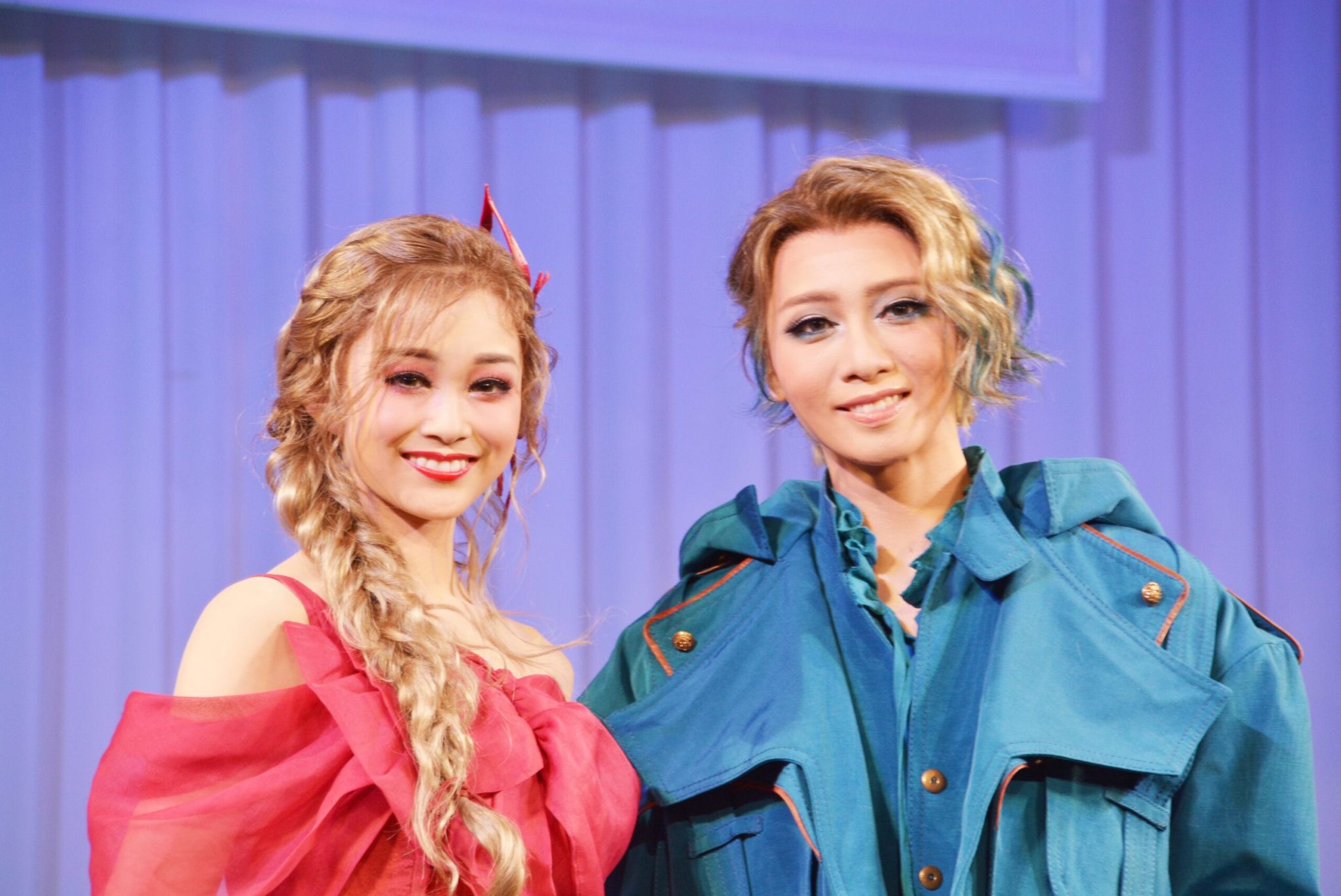 宝塚歌劇団星組公演「ロミオとジュリエット」開幕 礼真琴と舞空