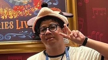 ミキ・昴生 ディズニーでの“とある姿”をマネージャーが激写！訝しげな顔！？も披露のグッズ身に着けた満喫ショットに「最高！」