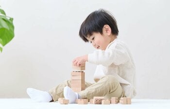 大きくて扱いやすい、はじめてのブロック体験に。地球にやさしい木のブロック「TIMBLO」からジャンボサイズ「Jumbo 26」新登場