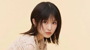 福本莉子 ミニ丈ボトム×ピンヒールで美脚を披露！一輪のバラとの気品あふれるショットに「相性素晴らしすぎる」「一目惚れしちゃう」とファン歓喜