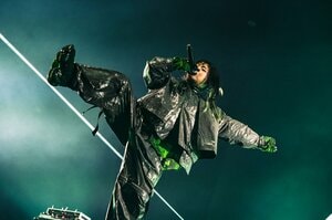 「キャパ足りねぇよ！」2026年春メジャーデビューChevon トリのステージで大暴れ！『FLASH BACK!!!!!!!!』『ダンス・デカダンス』など全10曲でぶち上げる【COUNTDOWN JAPAN 25/26】