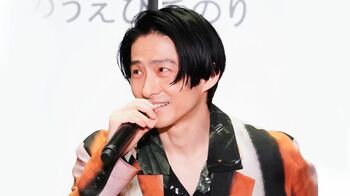 三宅健「女性の肌の質感を見ちゃう」に松井玲奈「稽古場にスッピンで行けない」