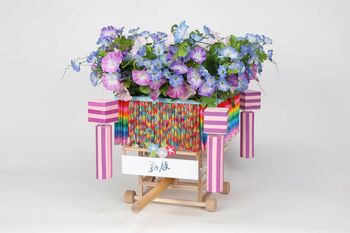 『監察医 朝顔』が来年の七夕祭りの開催を願い、陸前高田市に手作り山車を寄贈