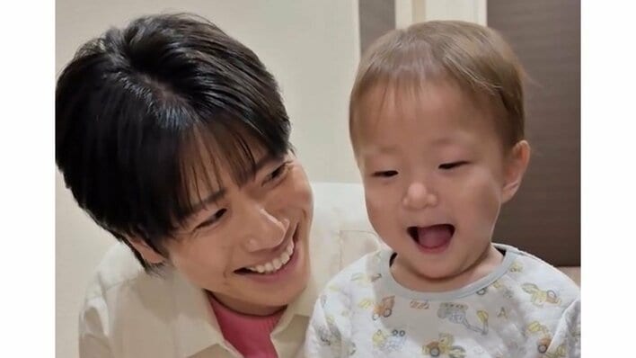 「疲れぶっ飛んだ」1歳息子の『おかえり』に大反響！キュートな息子に“ガチャピンとコンビ”矢澤剛気象予報士はメロメロ【激かわキッズ奇跡の瞬間】