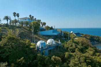 【1泊3食付で18,000円台～】関西最大級のオールインクルーシブグランピング〈カリコリゾート淡路島〉で『熟成肉ダイニング誕生記念プラン』を販売開始。さらに期間限定で「縁日」毎日開催！