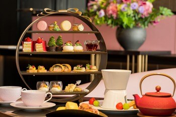 ＜メリーフォションクリスマス！　美食を楽しむホリデーシーズン到来＞キュートなクリスマステイスト溢れるクリスマスアフタヌーンティーと滋味深い京フレンチクリスマスディナーが今年も登場