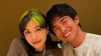 仲里依紗 夫・中尾明慶のお願いに照れ　結婚11周年 夫婦ラブラブ2ショットを投稿「ちょっと恥ずかしいです」