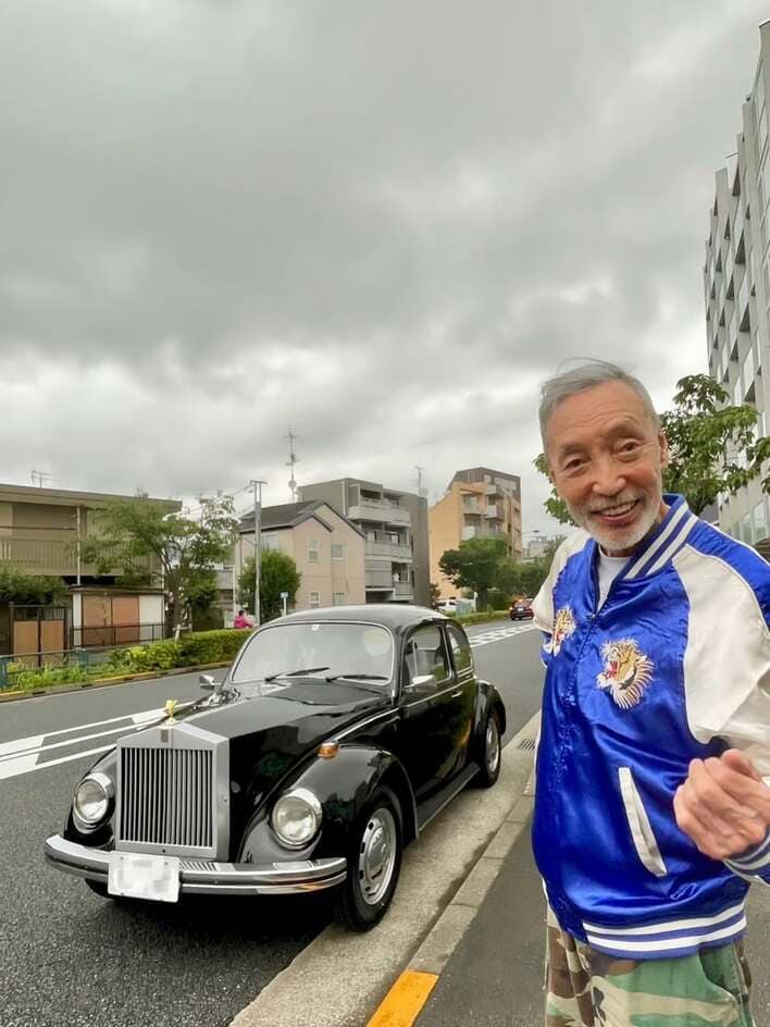 ロールスロイス　鉄製　外車　レトロ　ヴィンテージ テリー伊藤 レアな愛車をカスタムした“ロールス・ロイス”公開！？「街