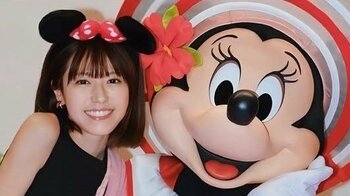 “ほぼ一人ディズニー”若槻千夏 娘に別行動提案され...シンデレラ城でソロショット！満喫する姿をユニークに紹介「ほんと面白すぎる」