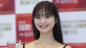 佐々木希 第二子出産を発表「賑やかな日々を過ごしています」