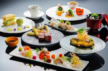 松江のホテルで山陰の味覚に浸る特別な連休。島根県産和牛や鮑など豪華食材を一度に愉しむ和洋折衷コースをお盆・シルバーウィークにて期間限定提供。