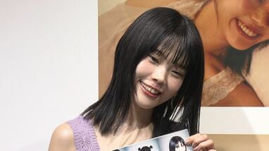 アイナ・ジ・エンド 初写真集で親友が撮り溜めた“素顔”公開「実は変顔