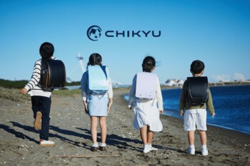 27年度ラインナップ取扱店舗様にて順次展示開始【地球NASAランドセル(R)】