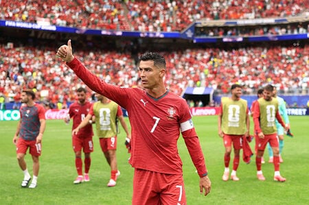 ロナウド(41)の“魔法のゴール”にSNS驚愕！「凄すぎない？」“サッカー界レジェンド”の技術光るプレーに「センスの塊すぎ」【FIFAワールドカップ2026】
