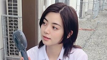 「現役いけます」池田エライザ 制服＆浴衣姿を披露！透明感あふれるどアップショットに「目の保養」とファン釘付け