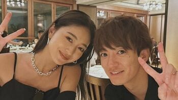 みちょぱ(池田美優)＆大倉士門　パラオの海でダイビング2ショット　カメ・サメ・マンタなど海の生き物に「最高の休日」