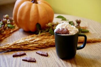 ダンデライオン・チョコレートから新登場！ハロウィン限定ドリンク「パンプキンホットチョコレート」