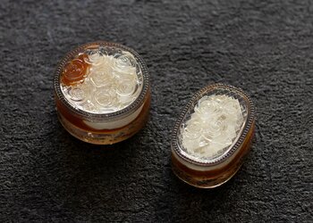 【光を味わう薔薇の菓子】即完売 NOT WAGASHI が贈る、正倉院宝物菓子『クリスタルバターサンド《薔薇文様酪菓》』2アイテムを発売