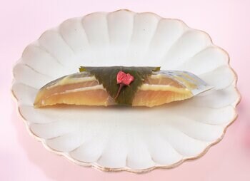 「ぎんだら京粕漬」で知られる魚久、1日わずか各店3～10切限定販売　創業1914年の老舗が届ける春限定「本さわら酒粕白味噌桜葉漬」発売