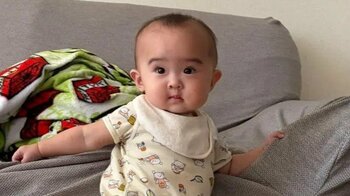 「いい足してる」生後5ヶ月赤ちゃんのあんよが強すぎ！高速回転でオモチャを蹴る姿に「将来アスリート」「胎動痛かったろう･･･」【激かわキッズ奇跡の瞬間】