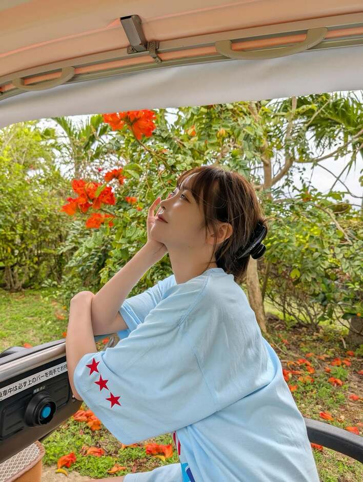 面白すぎるwwwwww」FRUITS ZIPPER・櫻井優衣 “親知らず3本抜いた”水着