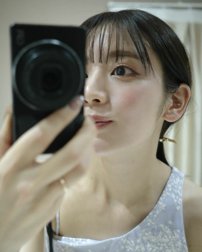 スタイル良すぎ！」貴島明日香 ピラティスウェア姿を披露！鏡越しの