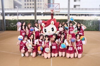 川崎ブレイブサンダース × AKB48 コラボプロジェクト「バスケのある街、川崎」を彩る16枚のウォールアートをラ チッタデッラに掲示