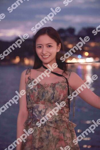 乃木坂46 金川紗耶1st写真集『好きのグラデーション』全国ツアー北海道公演会場にて販売決定！購入者限定特典はメッセージとサインをプリントしたB3サイズの折り目無しポスター！