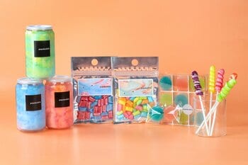 “食べる炭酸”？！初夏を感じる爽快キャンディ　さくしゅわ食感がたまらない発泡キャンディやロリポップなど　全4種　PAPABUBBLEのはじけるしゅわしゅわシリーズ　4月16日より発売