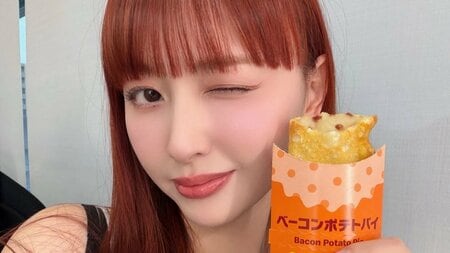 「時が止まってる…！」鈴木えみ(40) 21年前との比較ショットが話題！大ヒット曲『さくら』MV出演から“不変の美貌”にネット驚愕「透明感すごい」