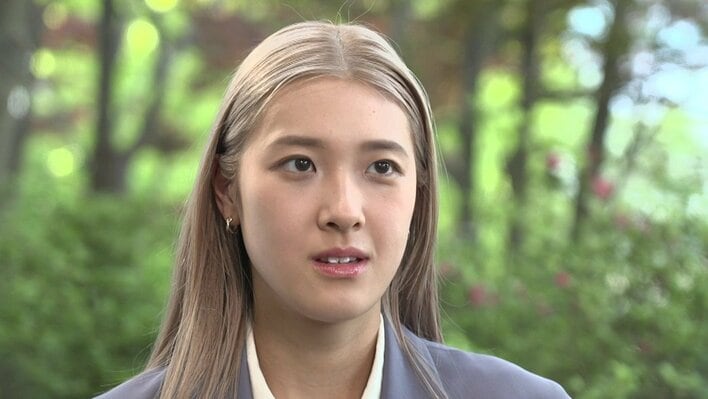 バレーボール日本代表・佐藤淑乃「世界を代表するアウトサイドヒッターに」新時代エースの挑戦…シンデレラガールが日本をロス五輪へと導く【VOLLEY BαLL with α】