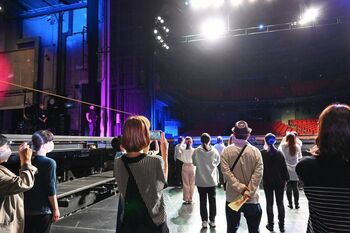 舞台の裏側に迫る！東京芸術劇場「バックステージツアー」に行ってみた