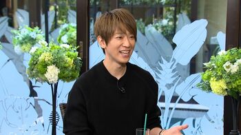 NEWS小山慶一郎「先輩・木村拓哉のオーラがすごすぎる…」槙野智章も木村の“かっこよすぎ”エピソード披露
