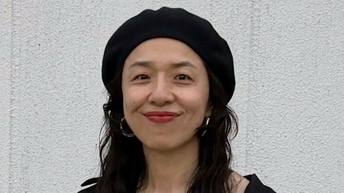 浜口京子 初めて育てたゴーヤーを収穫！立派に成長した実を手にニコニコ笑顔「スゴイです」「ぷっくり感可愛い」