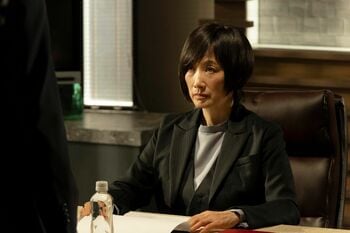 余貴美子が青木柚に馬乗りで絶叫！鬼気的ブチギレ芝居にSNS戦慄＆笹野高史の“フライハラスメント”も話題『Re:リベンジ』