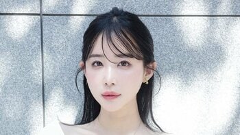 休井美郷 ちいかわのお皿使った料理披露！“イタリア最古”のチーズ使った夫のオシャレ手料理も「美味しそう」「作りたい！」