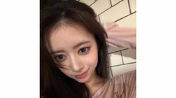 「雰囲気が優勝！」NiziU・RIMA 近距離自撮りショットを公開！飾らない無造作ヘアでアンニュイな表情をした姿に「天使」「ラフっぽさ全開」とファンもん絶