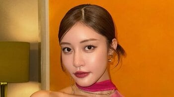 「もん絶級の美スタイル」王林 美肩際立つ赤ドレス姿に反響！きゅっとくびれたウエストやすらりと長い腕など抜群のスタイルを披露「色っぽい♡」「素敵すぎます」