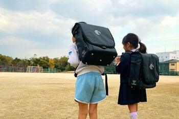 ヒュンメルが大阪府摂津市の「2世代が使うスクールバッグ」を担当