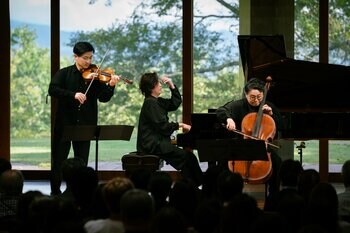 ３人で奏でる最高のハーモニー。清塚信也 Piano Trio、八ヶ岳公演とともに全国ツアー「Harmony」開催発表！