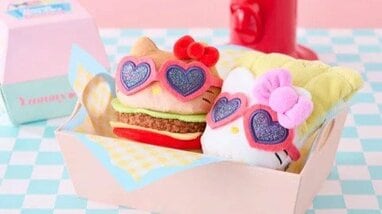 希少品　サンリオ　ハローキティ　コックさん　ハンバーガー　ぬいぐるみ　非売品 ハローキティがバーガーに！？サンリオキャラがアメリカンフードに大