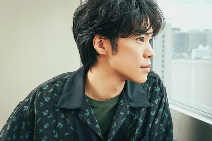 【画像27枚】小野賢章撮り下ろしカットと『DARK MACHINE THE ANIMATION』場面写真を見る