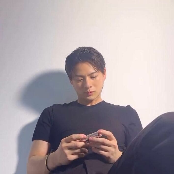 紫耀勇太俊介大河悠毅love様 筋肉にも注目！平野紫耀 “秒で恋に落ちる”彼氏目線で見つめる姿に