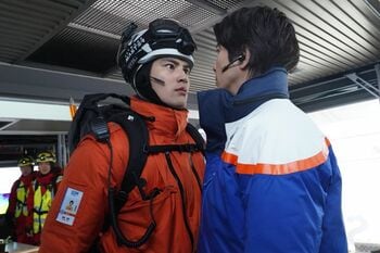 対立していた山下智久＆水上恒司が“タッグ”！胸熱シーンにネット「カッコイイ♡ 」『ブルーモーメント』