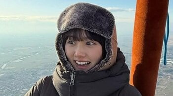 「行動力あり過ぎ」原菜乃華 気球に乗るも「高所ダメなの忘れてた」絶景バックの“カタイ笑み”ショット公開！ファンからは「この高さでは気絶かな」