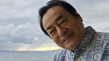 高橋英樹 ハワイでボリューム満点“まさかの”豪華夕食を披露！バラエティーに富んだ品々にファンから「うまそーやん！」「羨ましいです」