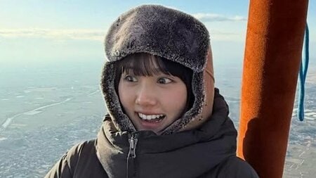 「行動力あり過ぎ」原菜乃華 気球に乗るも「高所ダメなの忘れてた」絶景バックの“カタイ笑み”ショット公開！ファンからは「この高さでは気絶かな」