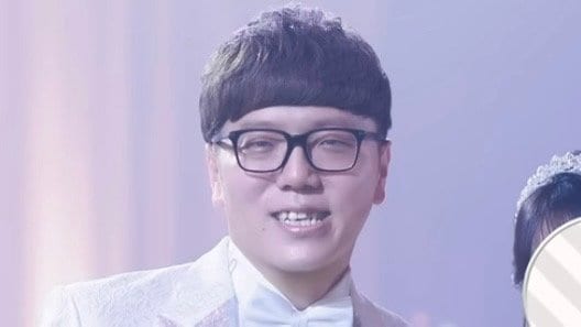 HIKAKIN 妻とのウェディングフォトを公開！1歳娘がバージンロードを歩いた様子や両親へサプライズを仕掛けたことを明かす